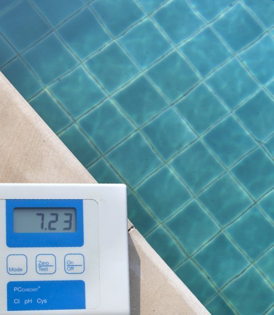 Equipos de control para piscinas